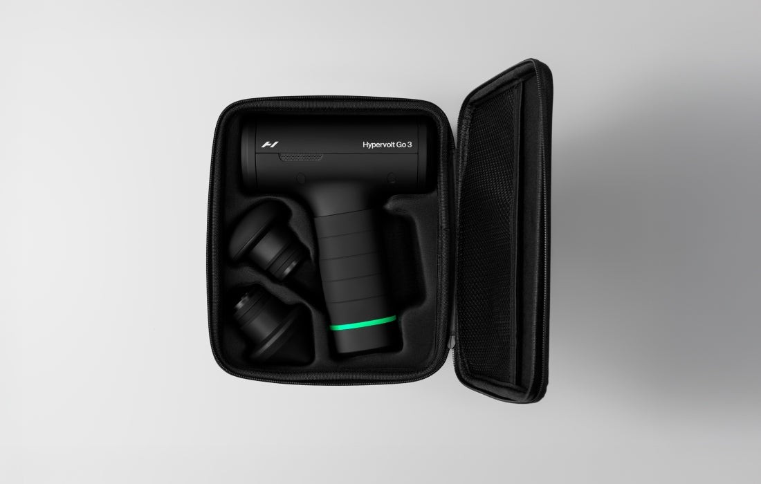 Custodia premium con dispositivo, pronta per il viaggio